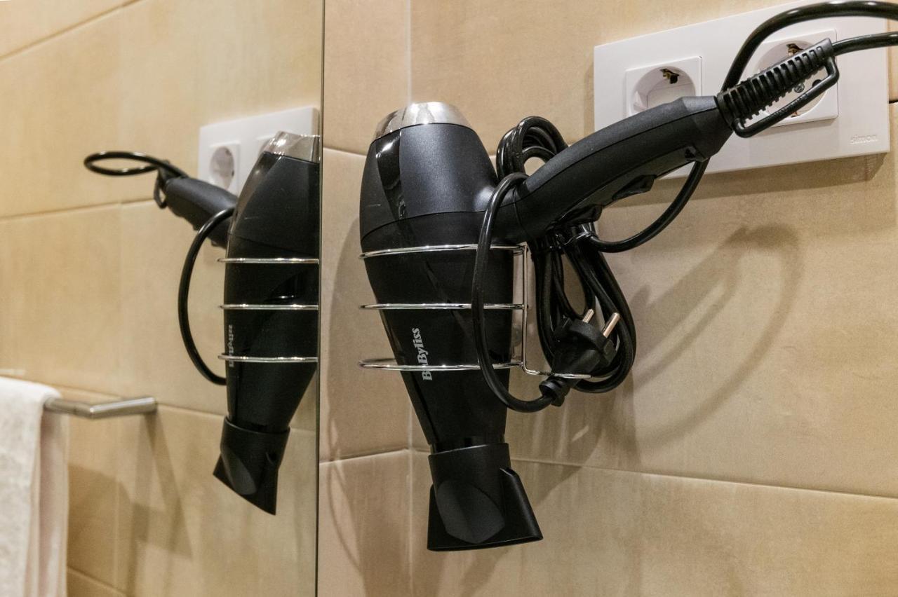 Centrico Apartamento Con 3 Banos En Puerta Del Sol Y Atocha Madri Exterior foto