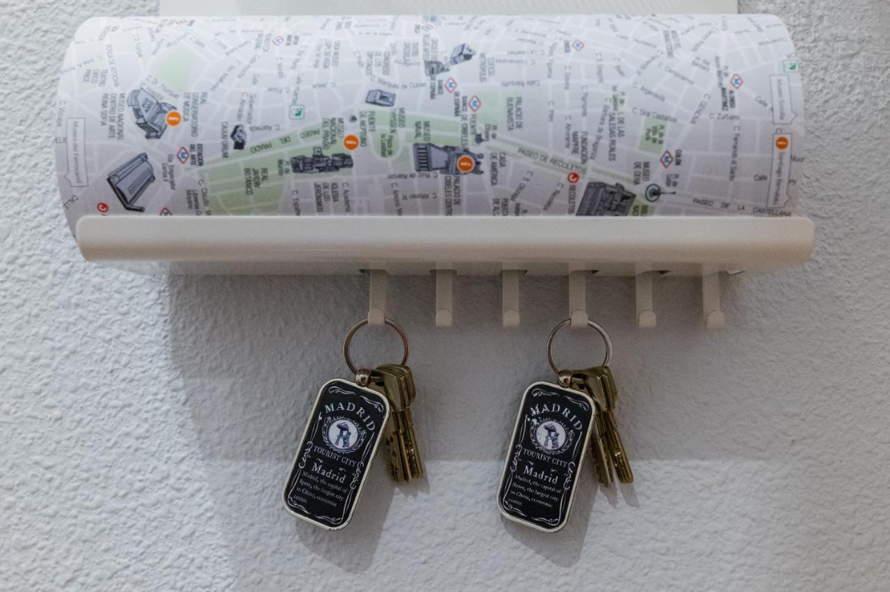 Centrico Apartamento Con 3 Banos En Puerta Del Sol Y Atocha Madri Exterior foto